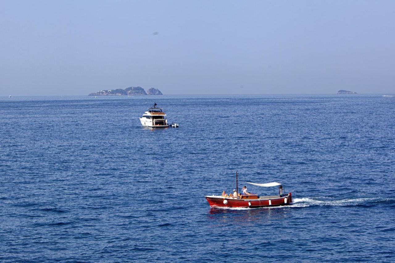 Amore Rentals - Villa Lo Scoglio Positano Kültér fotó